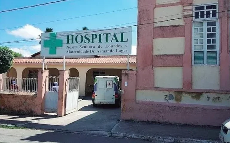 Mulher denuncia negligência após bebê nascer morta dentro de ambulância entre Pilar e Maceió