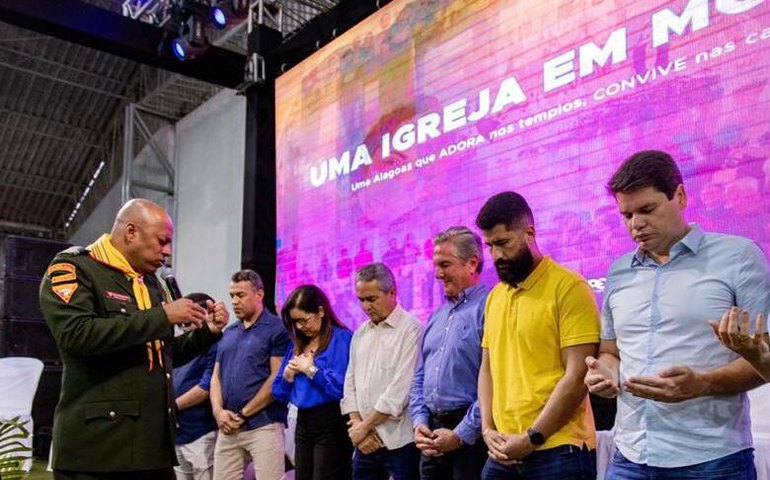 Em Arapiraca, Collor prestigia evento da Igreja Adventista de Alagoas