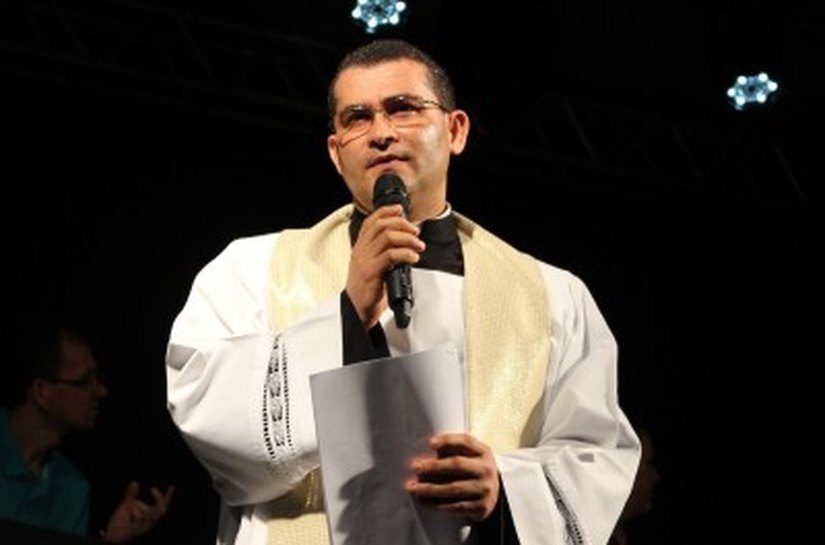 Capelão da Santa Casa celebra última missa de 2015 às 19 horas desta 4ª