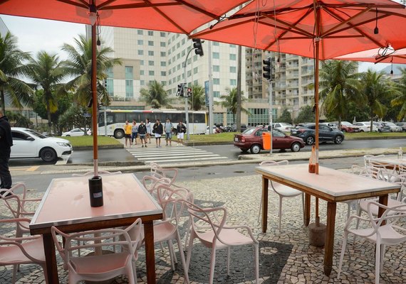 Ortopedista baleado no Rio permanece lúcido com quadro clínico estável