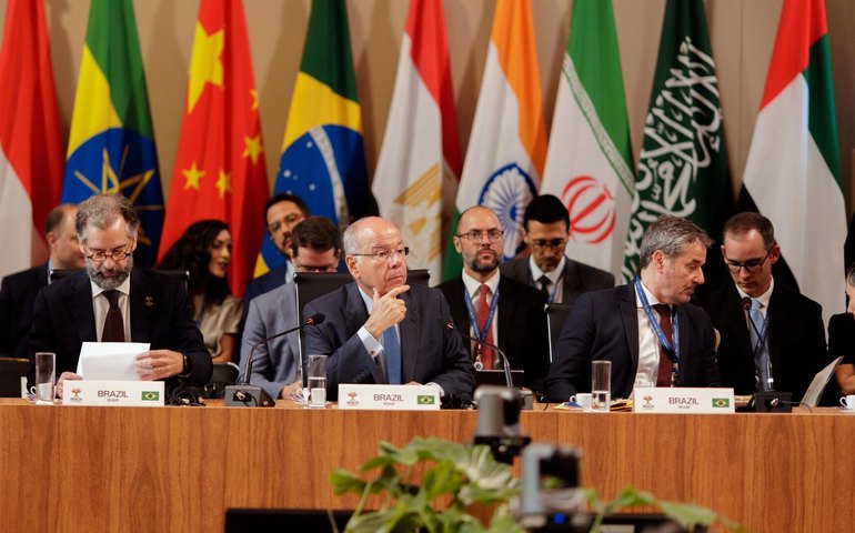 Brics deve consolidar tamanho atual, mas pode haver exceção para nova adesão, indica Amorim