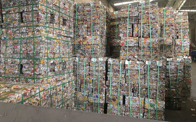 BNDES lança projeto de apoio aos catadores de materiais recicláveis