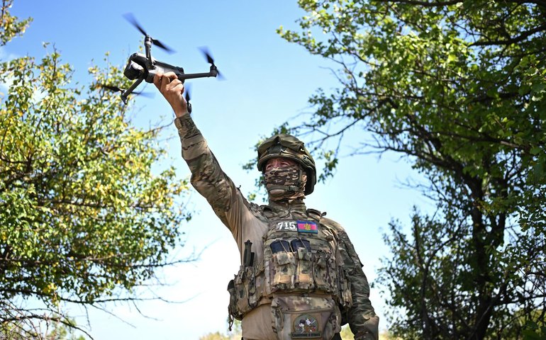 Mídia: drones baratos russos não deixam chance ao caro equipamento da OTAN no campo de batalha
