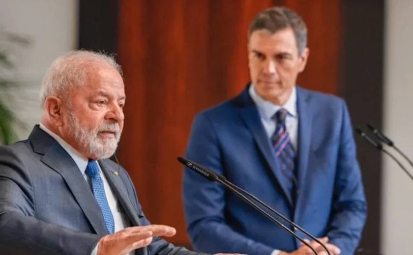 Lula e premiê da Espanha se encontram após fracassarem em fechar acordo Mercosul-UE