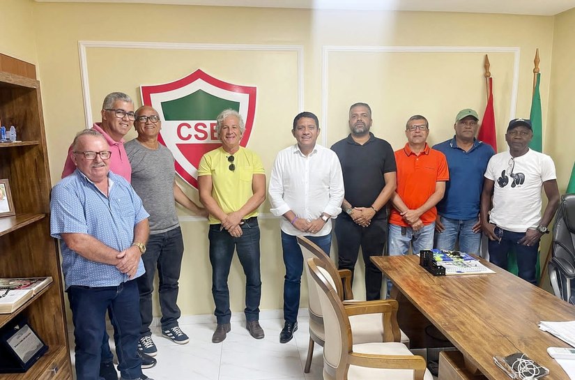 Prefeito Júlio Cezar se reúne com diretoria do CSE e garante apoio