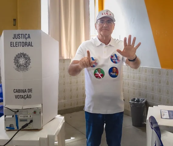 “Estamos confiantes e vamos ganhar as eleições”, diz Renan Calheiros