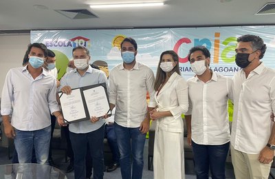 Prefeito de Santana do Mundaú garante construção da primeira Creche do Programa CRIA 