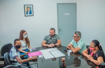 Representantes do Clima Bom são recebidos na SMTT para dialogar sobre o reordenamento de trânsito na região