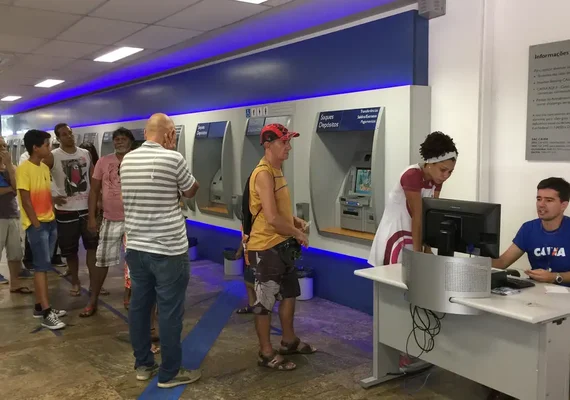 Expediente bancário tem alterações neste final de ano