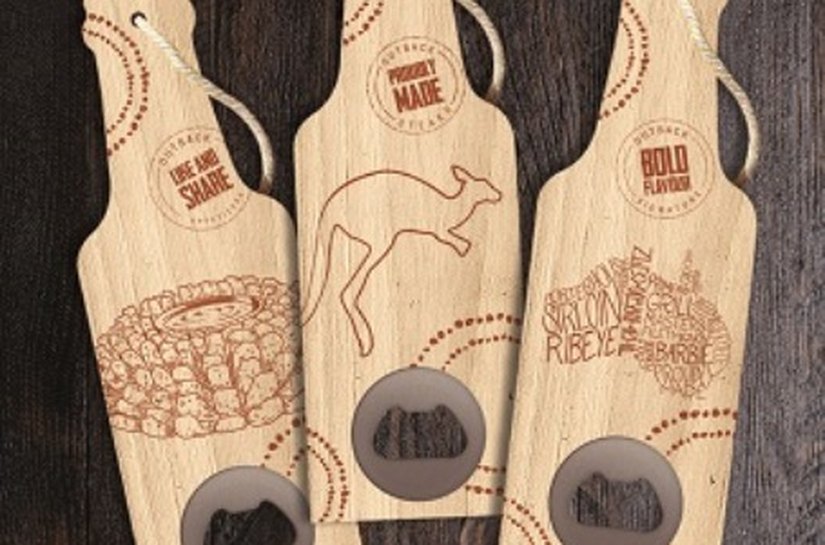 Outback e ELO presenteiam clientes com exclusivo abridor de garrafa colecionável