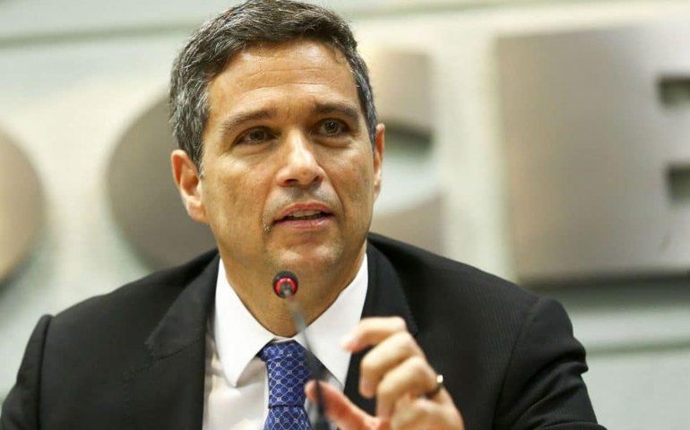 Inflação se descola, com elementos de disseminação ampliada, diz Campos Neto