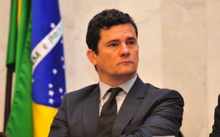 Moro diz que outros candidatos &#8216;estão abraçados com a impunidade&#8217;