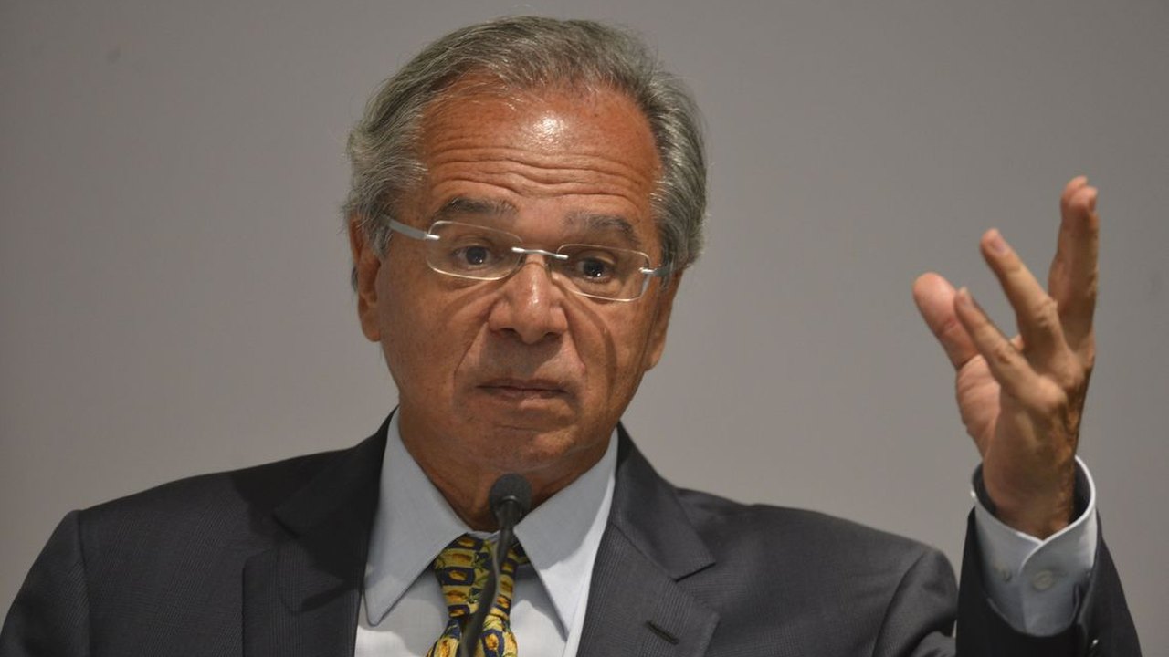 Para Guedes, Brasil está melhor com dívida um pouco mais baixa e menos reservas