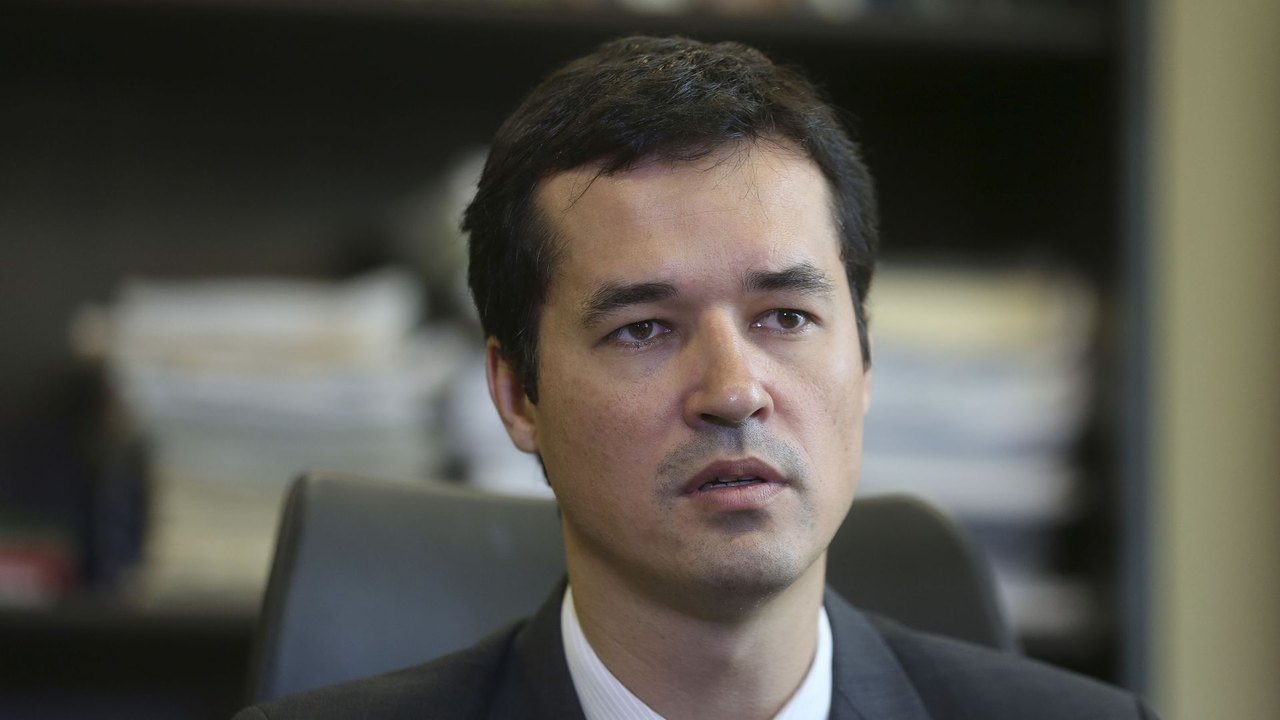 Zanin pede responsabilização de Dallagnol por divulgação de dados bancários e fiscais