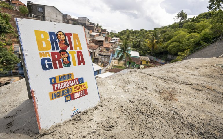 Grota do Ouro Preto recebe obra  de contenção de encosta da Prefeitura de Maceió