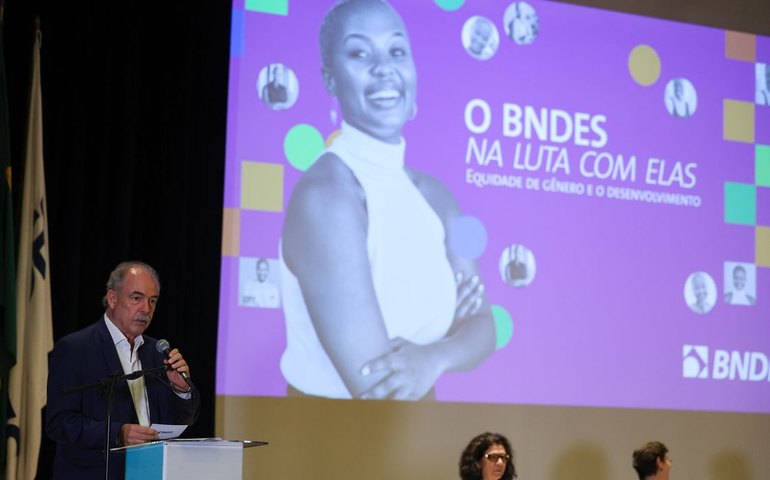 BNDES reduz taxa de juros em empréstimos para mulheres de cooperativas
