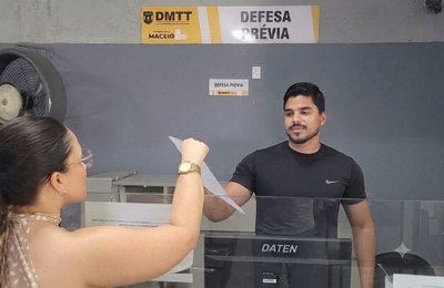 Saiba como recorrer de uma multa de trânsito municipal em Maceió