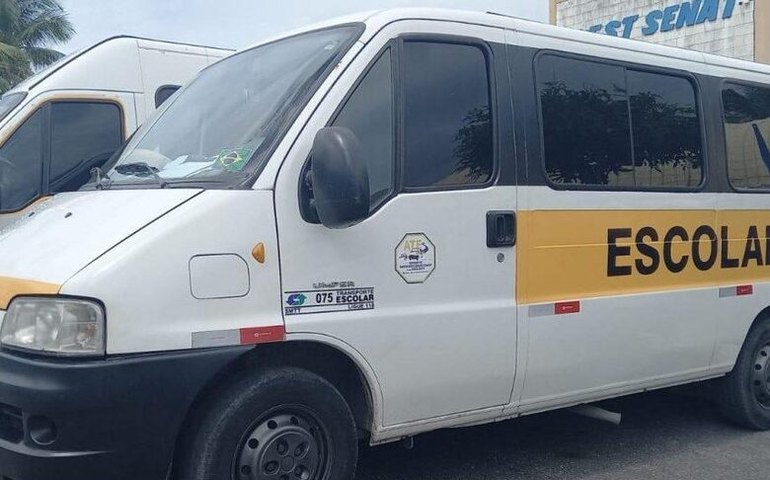 SMTT convoca profissionais para renovação de permissões referentes a 2022