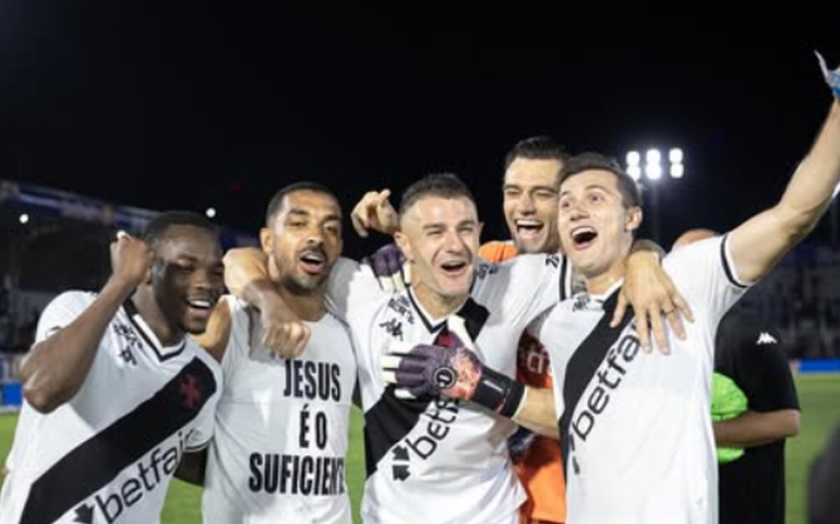 Vasco lidera o returno do Brasileirão com campanha de recuperação e defesa sólida