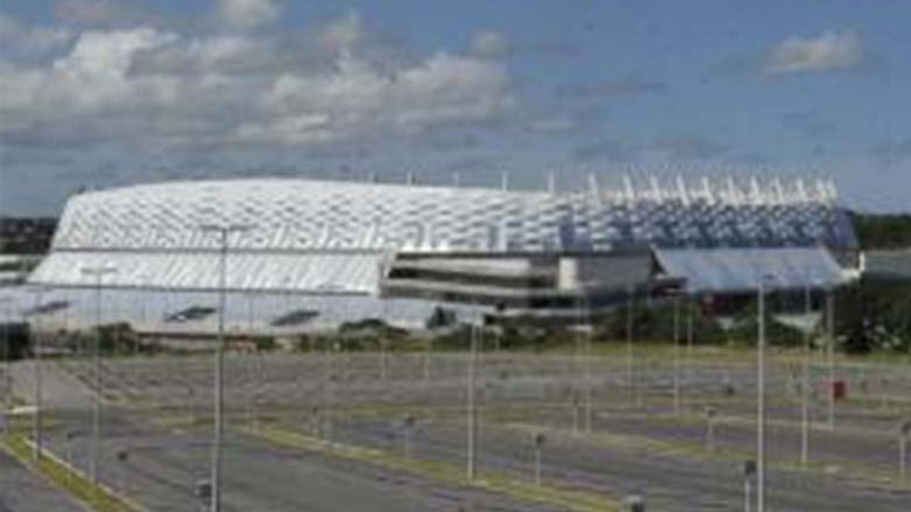 Polícia Federal apura suspeita de superfaturamento na construção da Arena Pernambuco