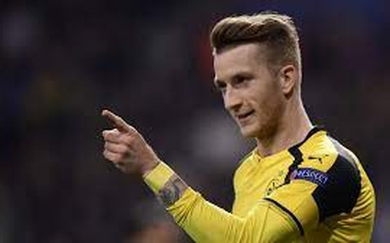 Marco Reus se despede em grande estilo da torcida do Borussia Dortmund