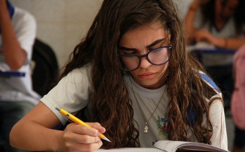 Educação pública de Alagoas registra redução na reprovação e no abandono estudantil