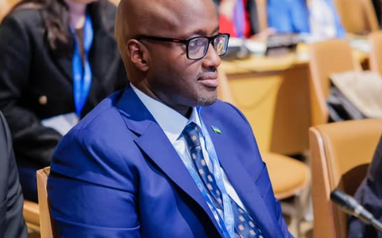 Ruanda confirma negociações iniciais para receber imigrantes deportados dos EUA