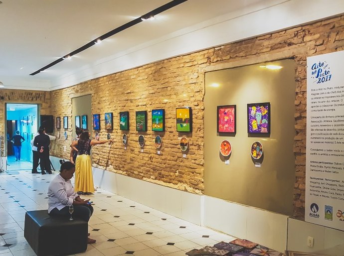 “Arte no Prato” apresenta obras originais do projeto no Galpão 422 até dezembro