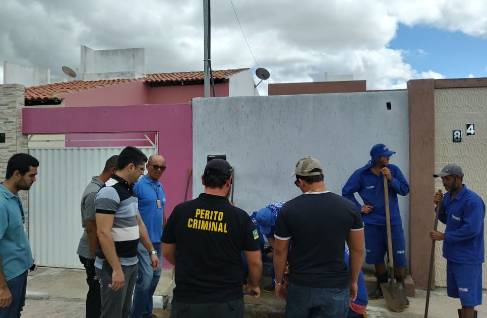 ligação clandestina de água