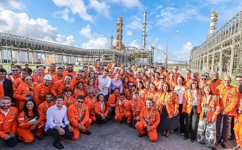 Petrobras produz 2,7 milhões de barris de óleo por dia no 3º trimestre e mantém estabilidade