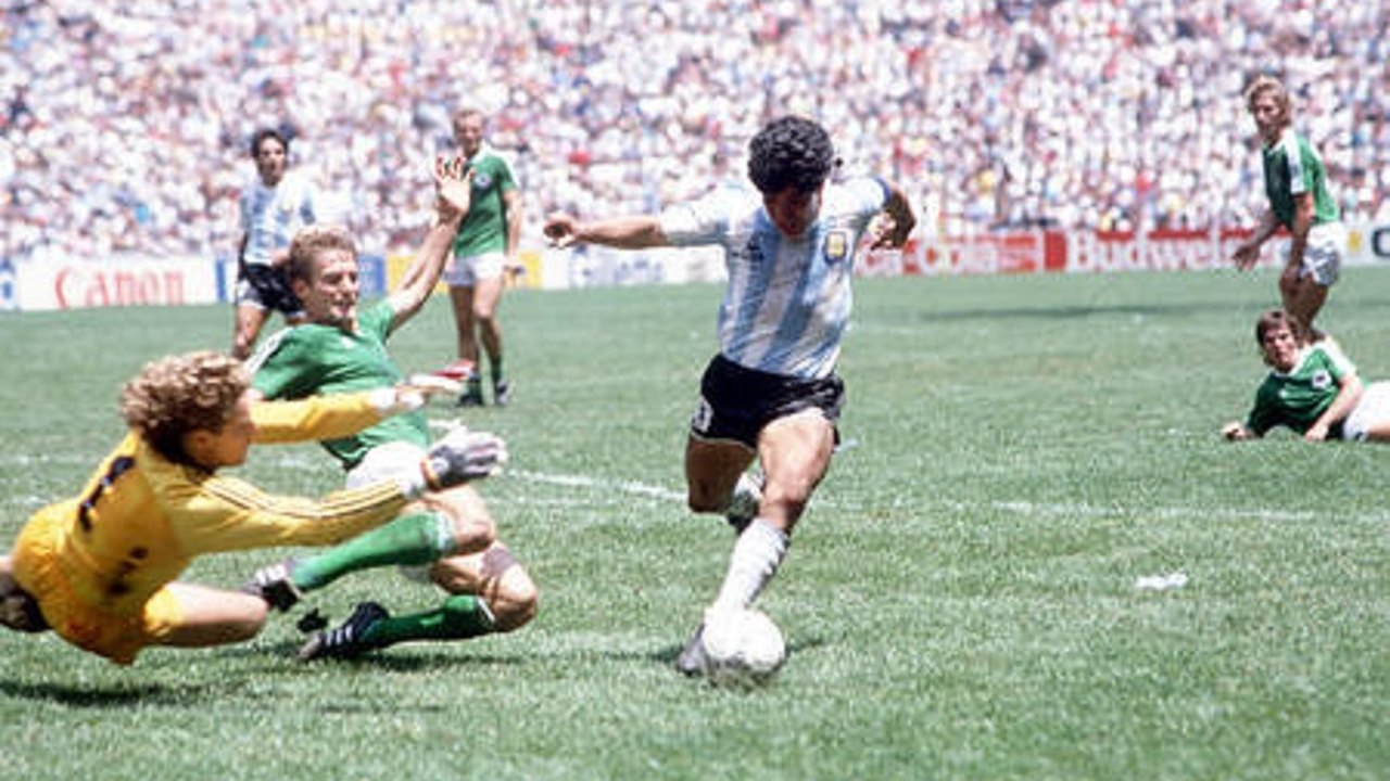 Série original da Amazon conta detalhes da vida e das polêmicas de Maradona