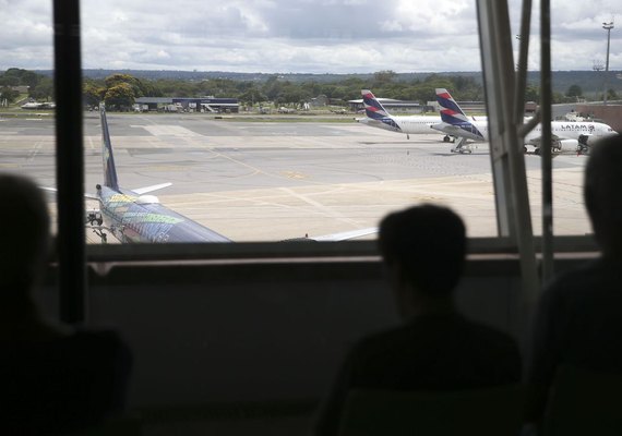 Greve dos aeronautas atrasa voos em Brasília, Porto Alegre e Fortaleza
