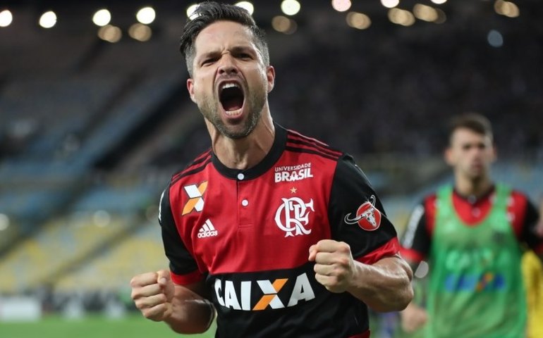 Liberado pelo departamento médico, Diego Ribas pode reforçar Flamengo em Goiânia