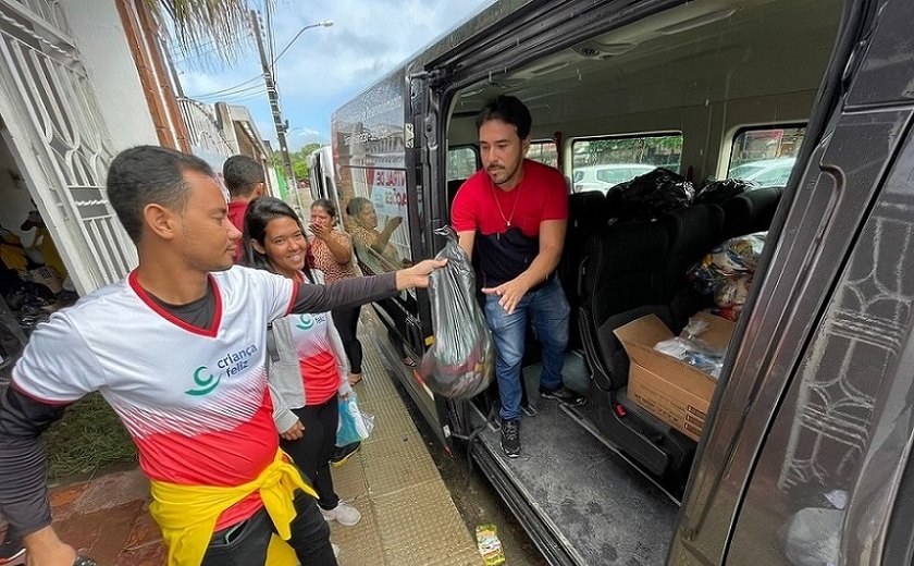 Central de doações para vítimas da chuvas em Penedo muda de local