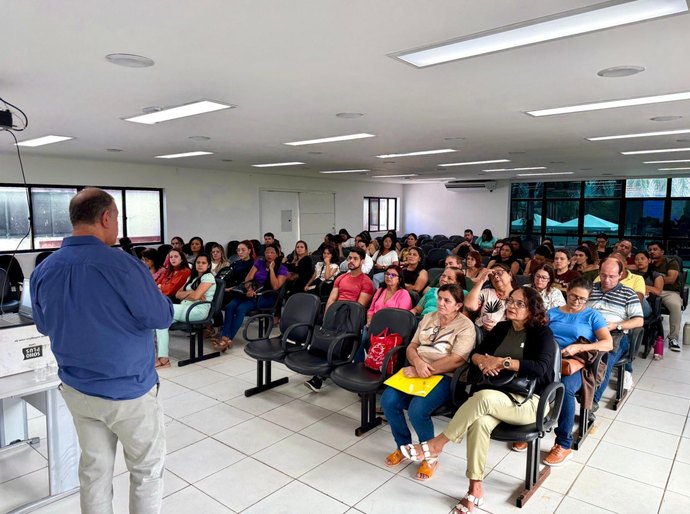 Sesau promove capacitação para médicos e enfermeiros sobre tratamento do pé diabético
