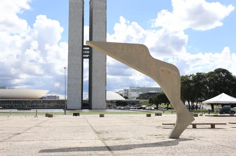 Praça dos 3 Poderes será reformada até o ano que vem