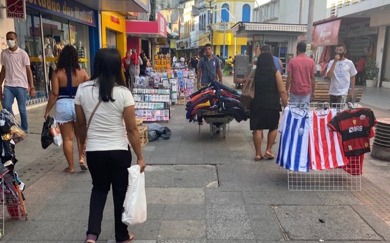 Lojas do Centro de Maceió fecham no Carnaval e reabrem na quarta-feira
