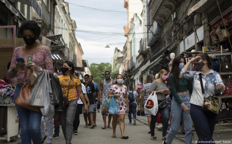 Auxílio emergencial reduz impacto da pandemia na economia