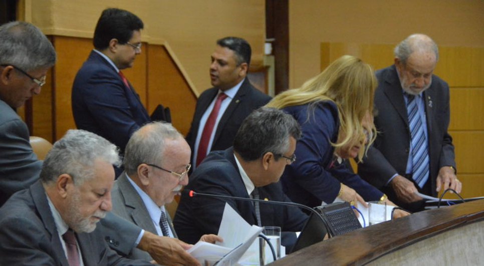 VOTAÇÃO REDUÇÃO RECESSO / Foto: Jadilson Simões