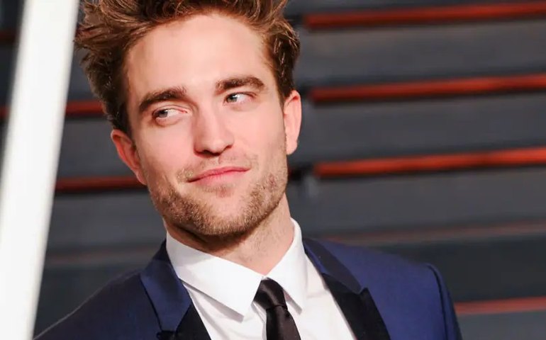 Robert Pattinson é eleito o homem mais bonito do mundo, segundo Proporção Áurea