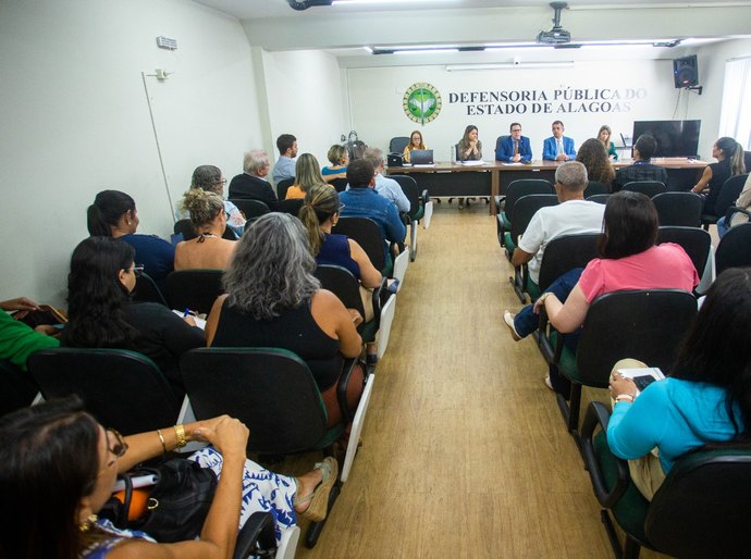 Defensoria realiza audiência pública para garantir acesso à Tarifa Social de Energia em Alagoas