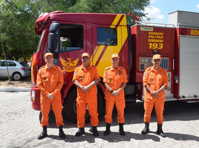 Corpo de Bombeiros socorre criança ferida após colisão entre motocicletas em Maceió