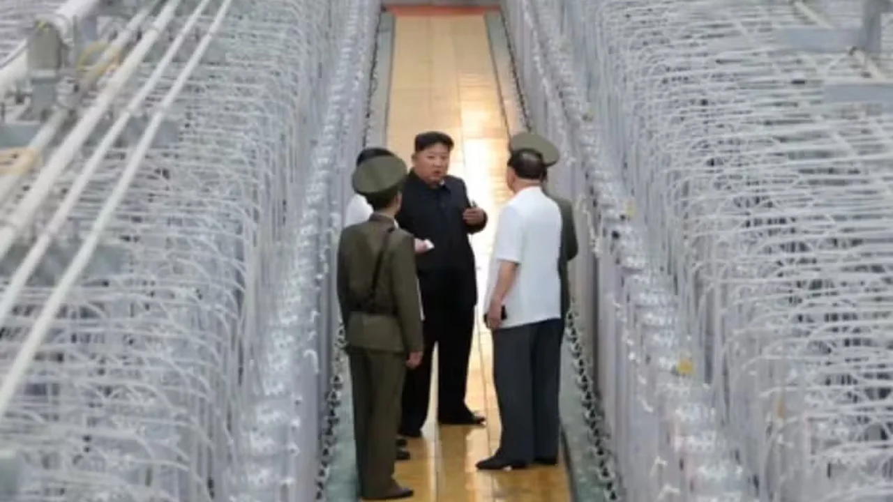 Coreia do Norte revela fotos de instalações de enriquecimento de urânio