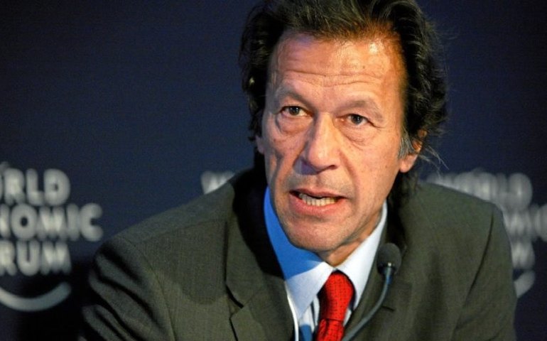 Ex-primeiro-ministro do Paquistão é preso e manifestantes saem as ruas