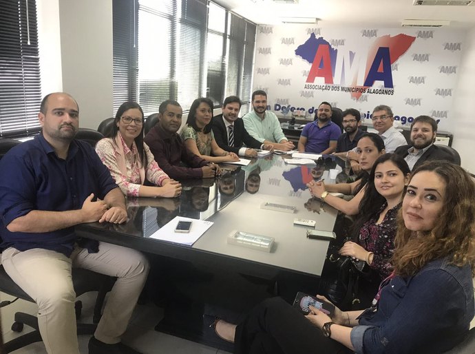 Concurso de Pão de Açúcar: prefeito apresenta cargos e lei de isenção da taxa de inscrição