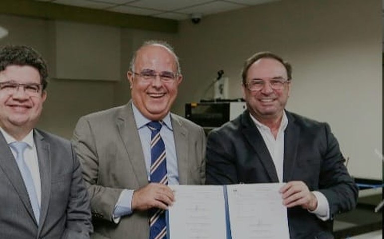 Prefeitura de Arapiraca e TJ/AL assinam Acordo de Cooperação Técnica para o programa Moradia Legal