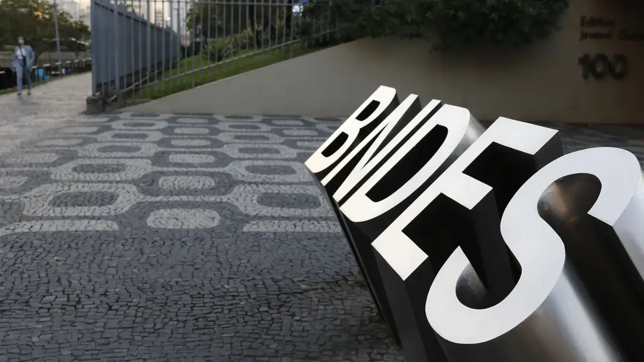 Brasil Soberano 2: BNDES somará R$ 21 bi para empresas afetadas por tarifaço de Trump e guerra no Irã