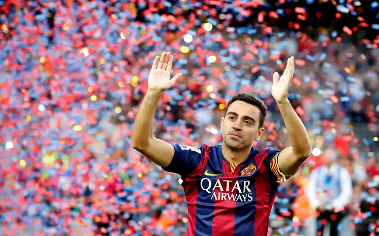 Xavi promete dar minutagem a Vitor Roque no Barcelona: 'Acreditamos nele'
