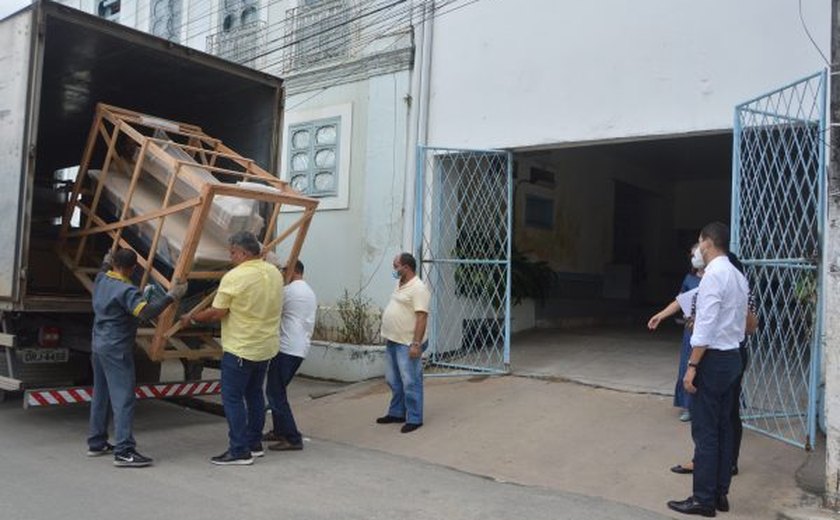 Sesau entrega equipamentos para Hospital de Viçosa