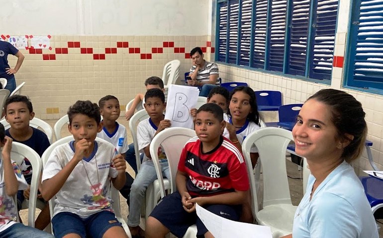 Arsal leva ação educativa à escola no Antares, em Maceió